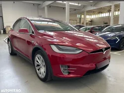 Rosu Utilizat 2017 Tesla Model X SUV | 26.999 EUR