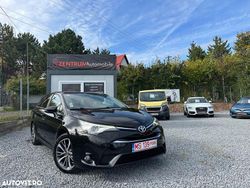 Culoarenegru Utilizat 2016 Toyota Avensis Executive Berlinǎ | 8.990 EUR