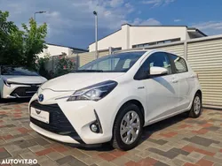 Alb Utilizat 2019 Toyota Yaris Hybrid | 12.790 EUR (Preț OK)