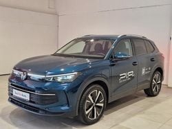 Albastru mediu normal Nouă 2025 VW Tiguan Life SUV | 40.100 EUR (Preț OK)