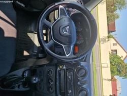 Alb Utilizat 2017 Dacia Logan Berlinǎ | 2.200 EUR (Super Preț)