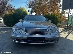 Gri Utilizat 2005 Mercedes E200 Elegance Break | 5.600 EUR