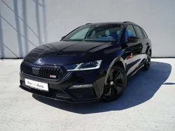 Negru metalic perleffect Utilizat 2021 Skoda Octavia RS Break | 27.450 EUR (Scump)