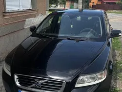 Negru Utilizat 2008 Volvo V50 Standard Break | 2.000 EUR (Preț OK)