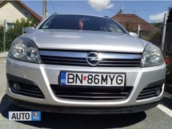 Argintiu Utilizat 2006 Opel Astra Hatchback | 3.200 EUR (Scump)