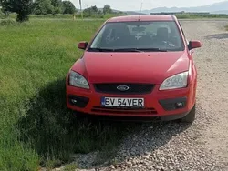 Rosu Utilizat 2007 Ford Focus Trend Berlinǎ | 1.700 EUR (Preț OK)