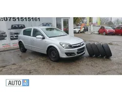 Argintiu Utilizat 2006 Opel Astra Hatchback | 2.999 EUR (Puțin scump)