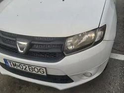 Utilizat 2014 Dacia Logan Berlinǎ | 2.300 EUR (Super Preț)