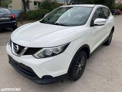 Culoarealb Utilizat 2015 Nissan Qashqai N-Connecta SUV | 7.990 EUR (Preț bun)