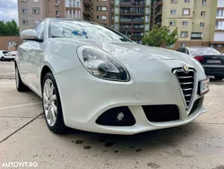 Culoarealb Utilizat 2010 Alfa Romeo Giulietta Business Hatchback | 4.000 EUR (Super Preț)