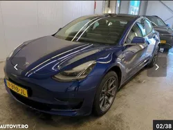 Alb Utilizat 2020 Tesla Model 3 Standard Range Plus Berlinǎ | 20.948 EUR (Preț bun)