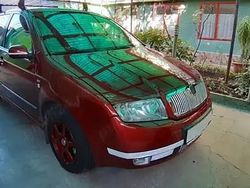 Visiniu Utilizat 2001 Skoda Fabia Hatchback | 3.899 EUR