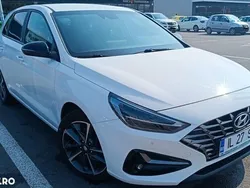 Alb Utilizat 2021 Hyundai i30 Edition 30+ Hatchback | 12.600 EUR (Preț OK)