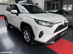 Culoarealb Utilizat 2021 Toyota RAV4 Hybrid SUV | 27.700 EUR (Super Preț)