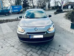 Utilizat 2011 Renault Fluence Berlinǎ | 3.900 EUR (Preț OK)