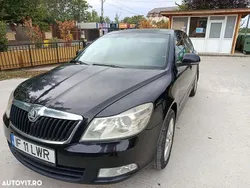 Culoarenegru Utilizat 2010 Skoda Octavia Elegance Berlinǎ | 3.890 EUR (Preț OK)