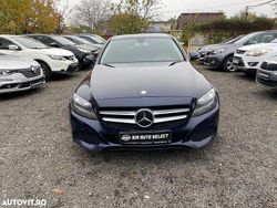 Culoarealbastru Utilizat 2016 Mercedes C180 Edition Berlinǎ | 13.850 EUR (Preț bun)