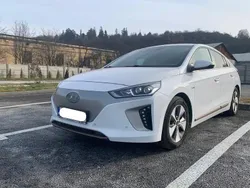 Alb Utilizat 2019 Hyundai Ioniq Berlinǎ | 13.540 EUR (Preț OK)