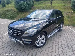 Negru Utilizat 2013 Mercedes ML350 SUV | 12.800 EUR (Preț bun)