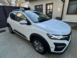 Alb Utilizat 2022 Dacia Sandero Stepway Hatchback | 13.800 EUR (Preț OK)