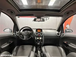 Gri Utilizat 2006 Opel Corsa Hatchback | 3.299 EUR (Puțin scump)