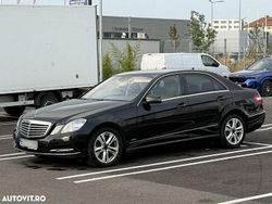 Culoarenegru Utilizat 2011 Mercedes E250 Berlinǎ | 9.750 EUR (Preț bun)