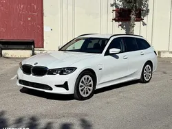 Culoarealb Utilizat 2022 BMW 330e Advantage Break | 27.499 EUR (Preț bun)