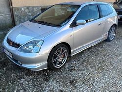 Culoaregri Utilizat 2001 Honda Civic Type R Hatchback | 11.000 EUR
