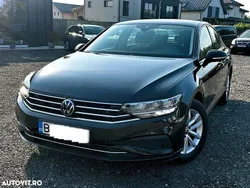 Negru Utilizat 2021 VW Passat Trendline Berlinǎ | 17.700 EUR (Preț bun)