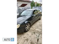 Utilizat 2001 Mercedes C230 Coupe | 1.900 EUR