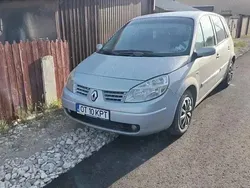 Utilizat 2005 Renault Scénic II Monovolum | 1.750 EUR