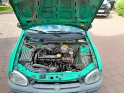 Verde Utilizat 1996 Opel Corsa Hatchback | 200 EUR