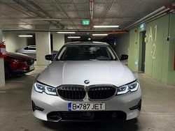 Culoareargint Utilizat 2019 BMW 330e M Sport Berlinǎ | 30.500 EUR (Preț OK)