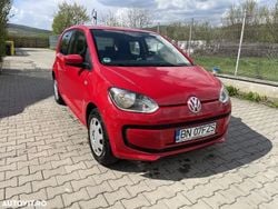 Rosu Utilizat 2015 VW up! Hatchback | 2.500 EUR (Preț bun)