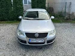 Gri Utilizat 2009 VW Passat Berlinǎ | 3.700 EUR (Preț OK)