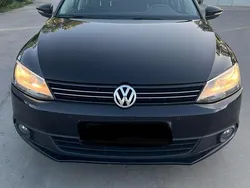 Culoarenegru Utilizat 2011 VW Jetta Life Berlinǎ | 4.900 EUR (Preț OK)