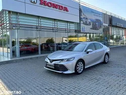 Gri Utilizat 2020 Toyota Camry Business Edition Berlinǎ | 23.885 EUR (Puțin scump)