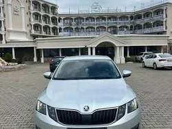 Gri Utilizat 2017 Skoda Octavia Hatchback | 11.350 EUR (Preț OK)