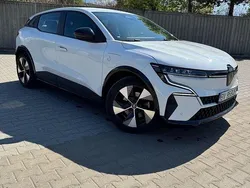 Culoarealb Utilizat 2022 Renault Mégane Equilibre SUV | 18.499 EUR