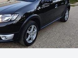 Culoarenegru Utilizat 2015 Dacia Sandero Prestige SUV | 4.999 EUR