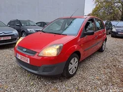 Rosu Utilizat 2007 Ford Fiesta Ambiente Hatchback | 2.499 EUR (Scump)