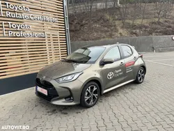 Verde Nouă 2025 Toyota Yaris Hybrid Berlinǎ | 22.990 EUR