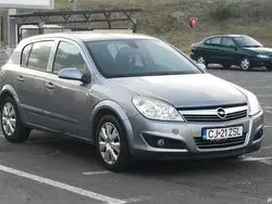 Gri Utilizat 2007 Opel Astra Hatchback | 2.700 EUR (Puțin scump)