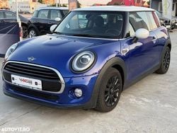 Albastru Utilizat 2018 Mini Cooper Hatchback | 13.500 EUR