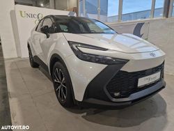 Culoarealb Nouă 2025 Toyota C-HR+ SUV | 32.973 EUR