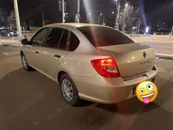 Utilizat 2009 Renault Symbol II Berlinǎ | 1.800 EUR (Preț bun)