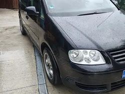 Utilizat 2003 VW Touran Monovolum | 1.800 EUR