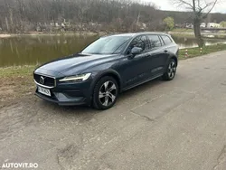 Albastru Utilizat 2023 Volvo V60 Plus Break | 36.990 EUR