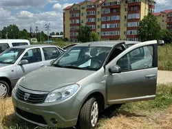 Utilizat 2011 Dacia Sandero Hatchback | 2.100 EUR