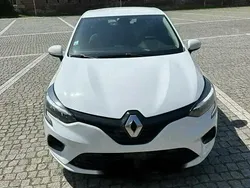 Utilizat 2022 Renault Clio V Berlinǎ | 11.200 EUR